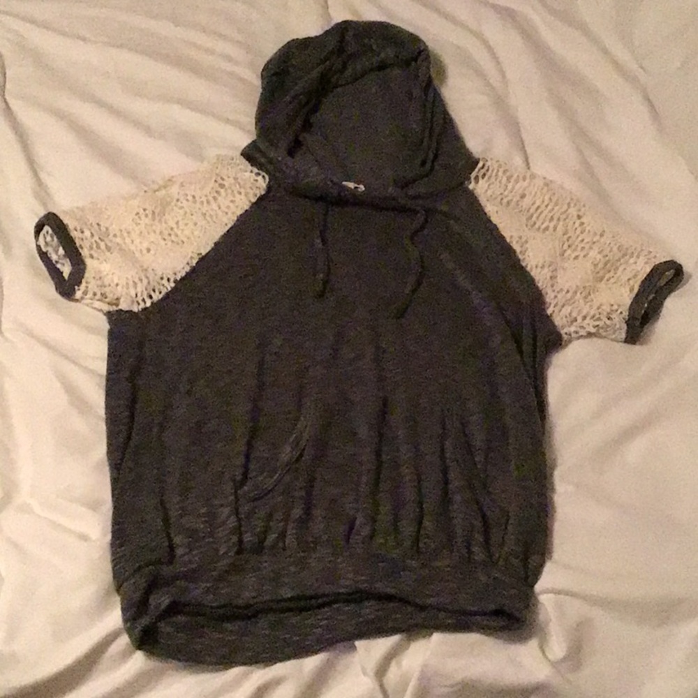 Lace n Hooded Short Sleeve Top w Kangaroo Pocket